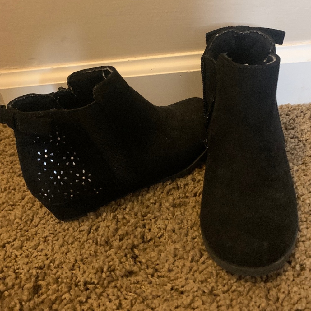 Little girls shoes